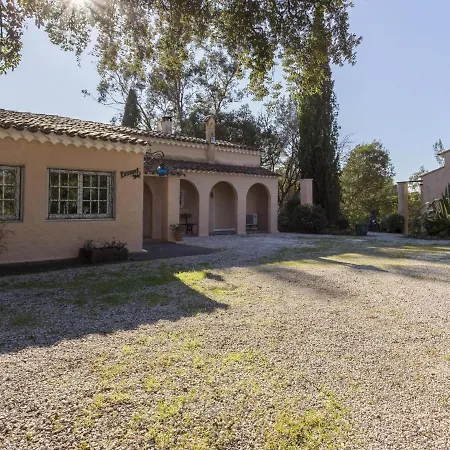 Villa With Lovely Views Frejus